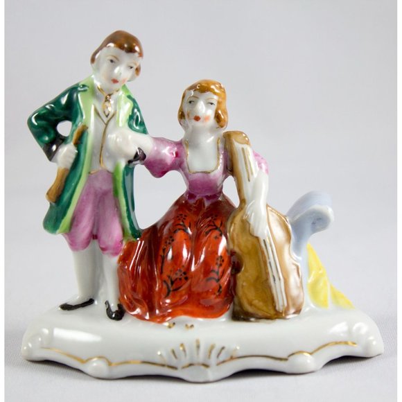 Vintage Occupied Japan Porcelain Colonial Couple Cello Figurine 1945-1952 - Picture 1 of 6